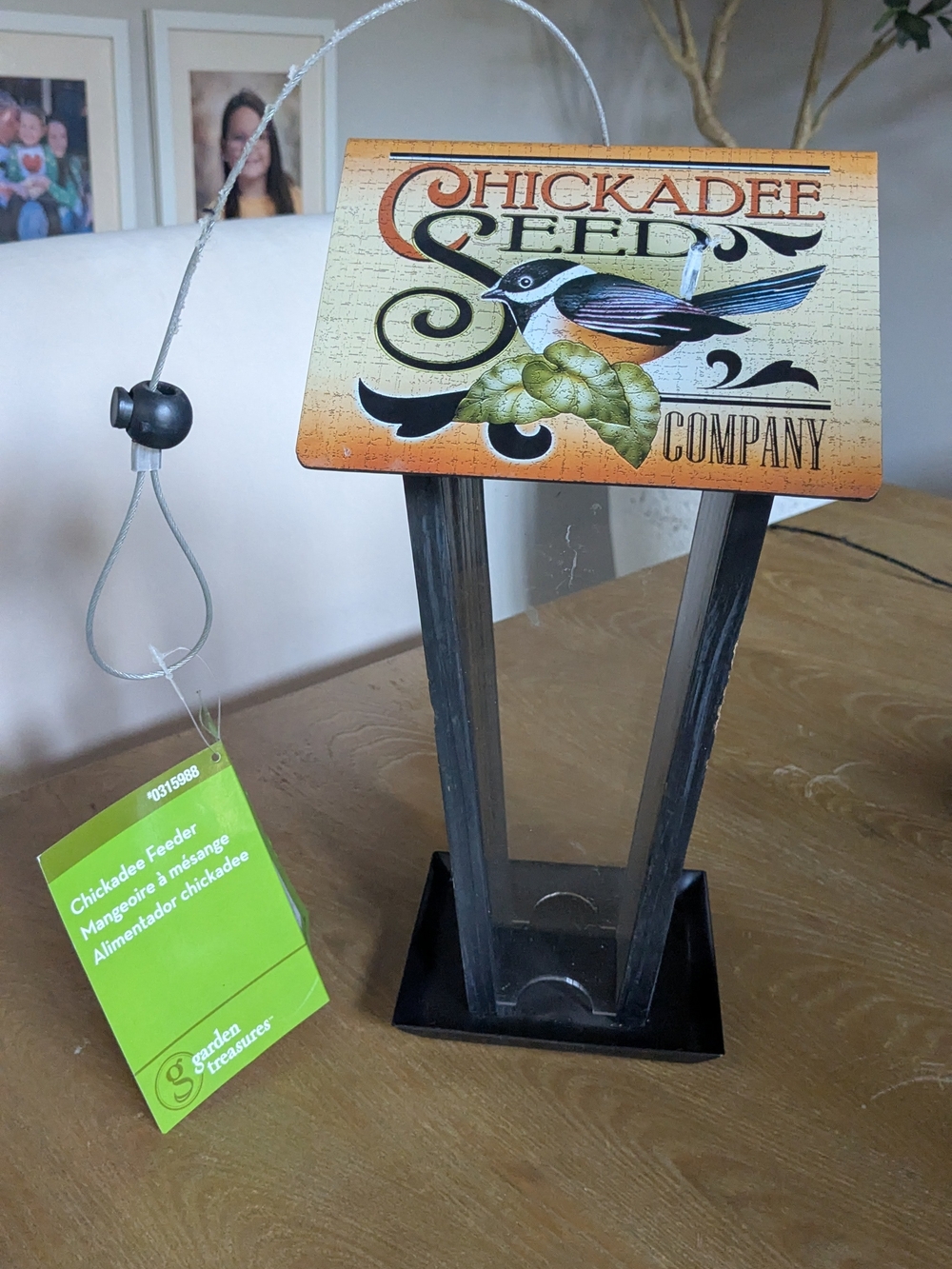 NWT Black Chickadee Bird Feeder